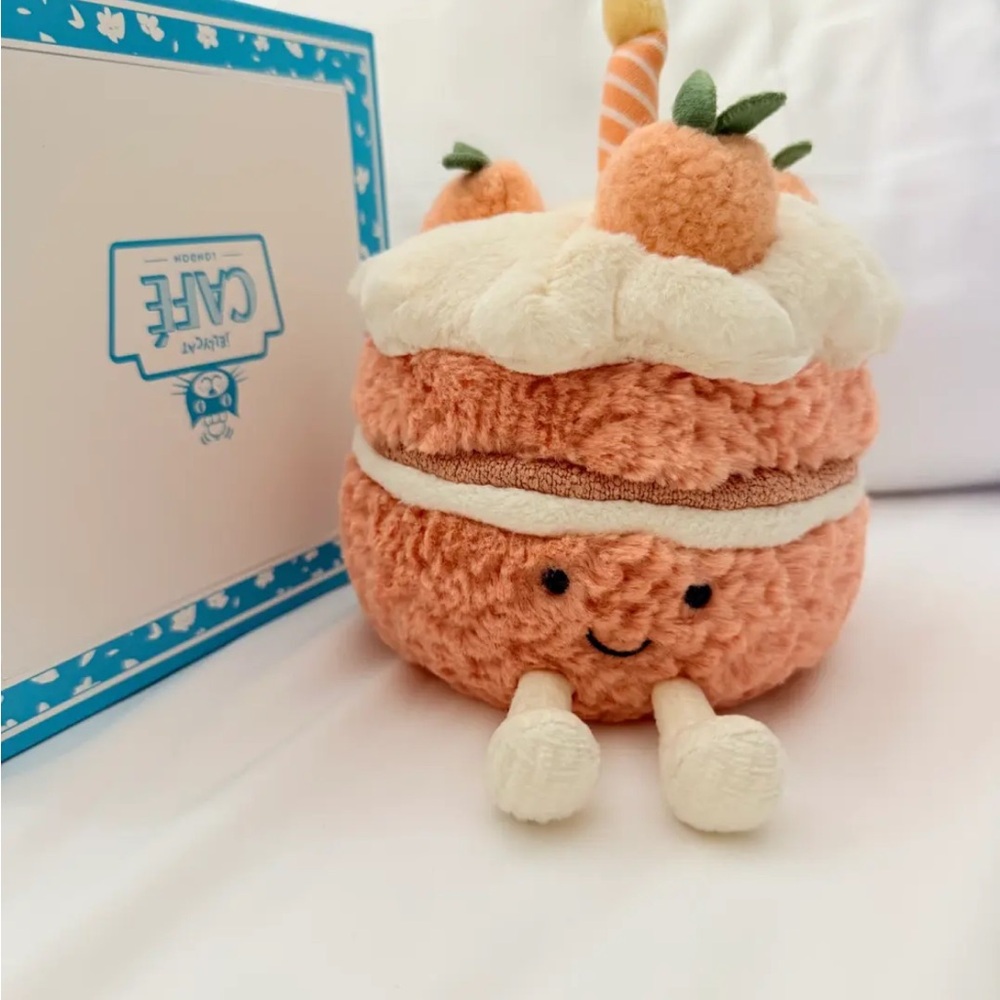 Jellycat Shanghai exclusive- peach cake